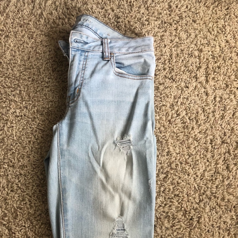 American Eagle ripped jeans